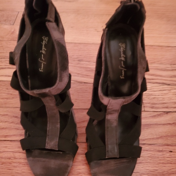 Elizabeth & James Distressed Leather Sandal/Bootie - Picture 1 of 3